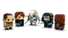 Vue rapprochée des cinq BrickHeadz Star Wars : Padmé Amidala, Anakin Skywalker, Général Grievous, Empereur Palpatine et Mace Windu avec sabres laser