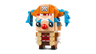 Vue de face sans socle de la figurine LEGO BrickHeadz Baggy le Clown montrant les détails du costume pirate rouge et marron
