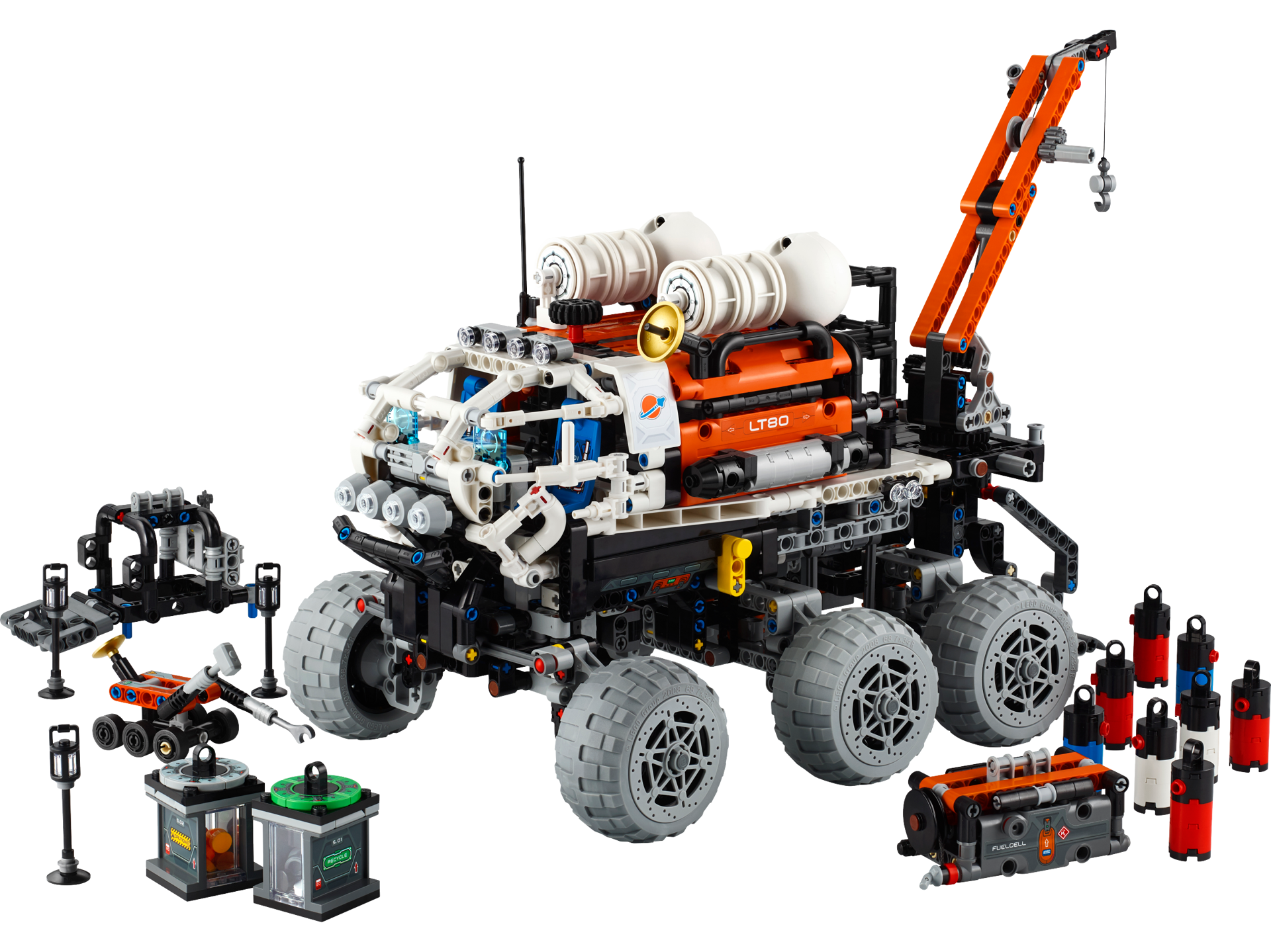 LEGO Technic 42180 Rover d'exploration Mars vue de face avec grue orange, réservoirs, accessoires et six roues tout-terrain