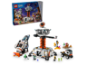 Boîte LEGO City 60434 et ensemble complet assemblé avec base spatiale, fusée, rover et figurines sur fond blanc